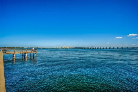 2014 Riverside Drive E Bradenton FL 34208