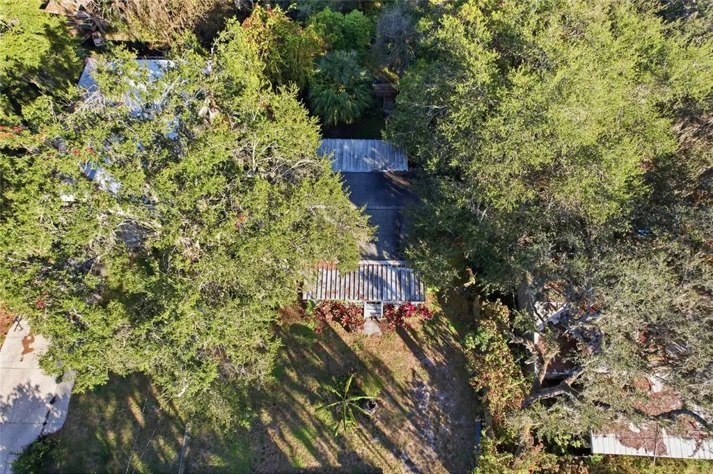 843 Cr 484 Lake Panasoffkee FL 33538