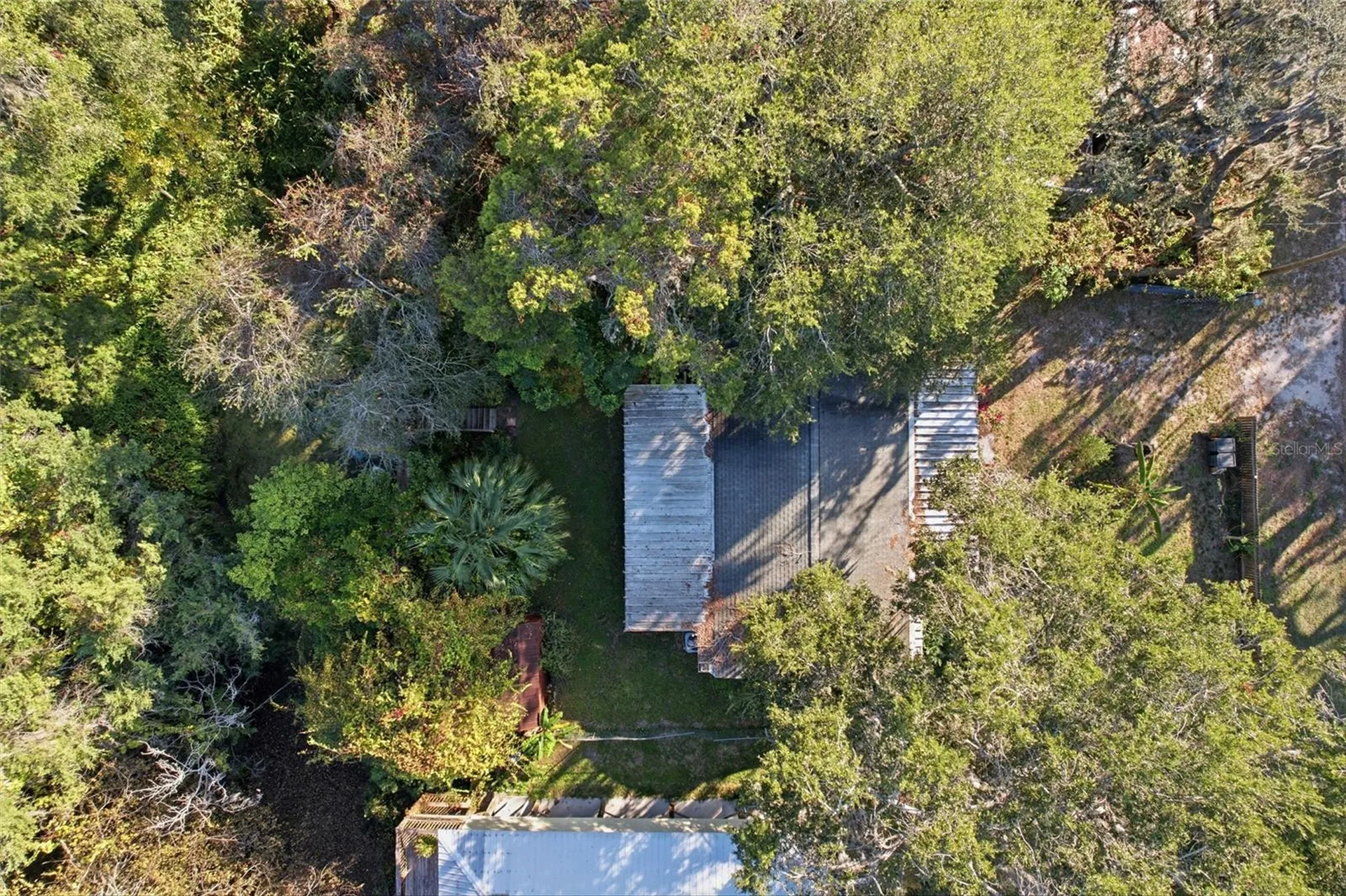 843 Cr 484 Lake Panasoffkee FL 33538