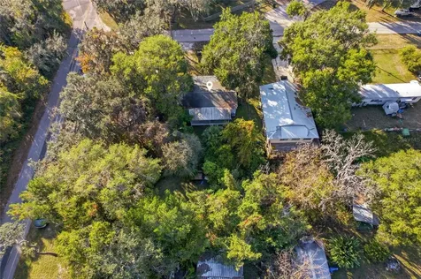 843 Cr 484 Lake Panasoffkee FL 33538