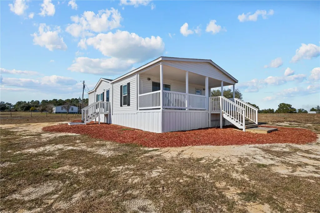 11851 SE 21st Place Morriston FL 32668