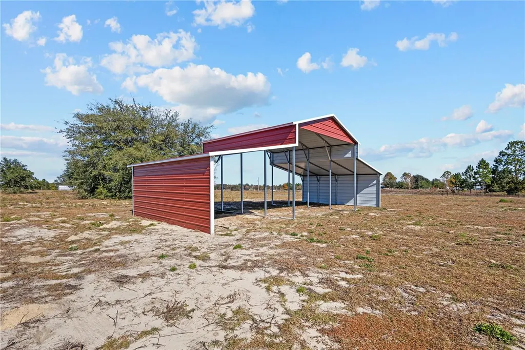11851 SE 21st Place Morriston FL 32668