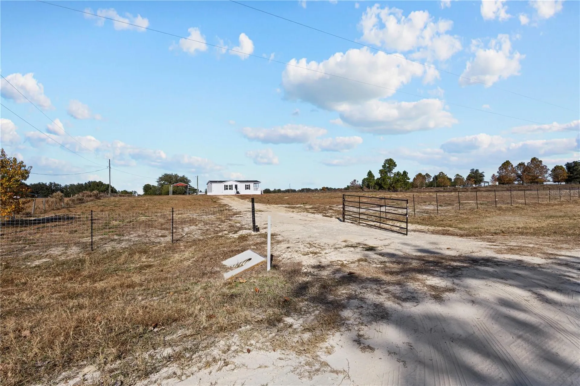 11851 SE 21st Place Morriston FL 32668