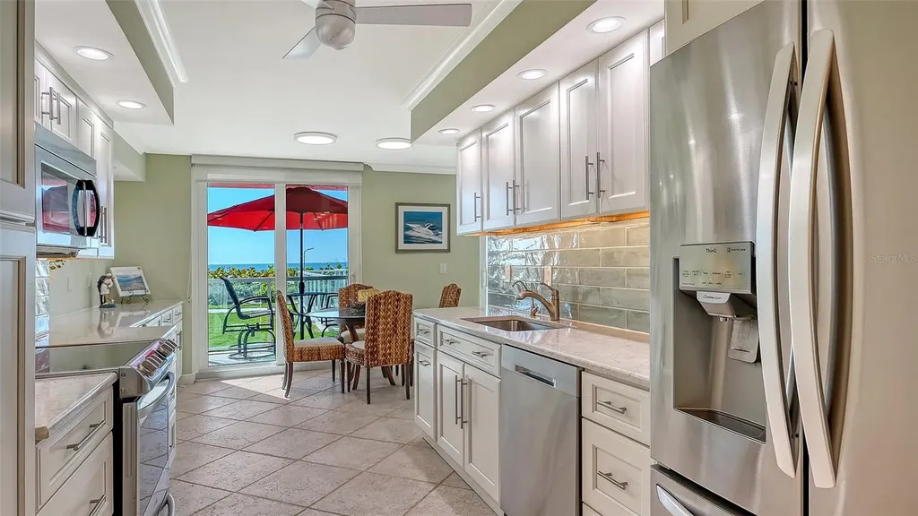 2425 Gulf Of Mexico Drive Longboat Key FL 34228
