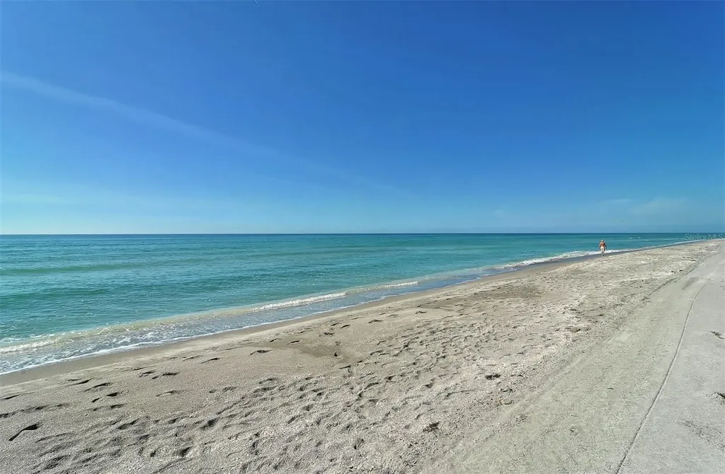 2425 Gulf Of Mexico Drive Longboat Key FL 34228