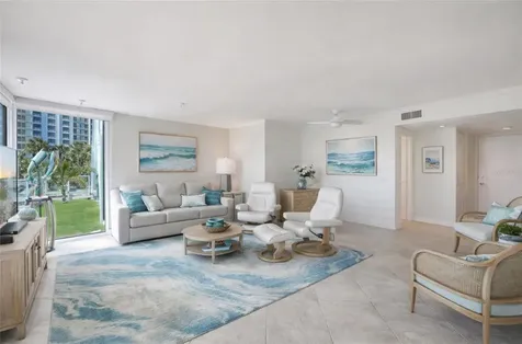 2425 Gulf Of Mexico Drive Longboat Key FL 34228