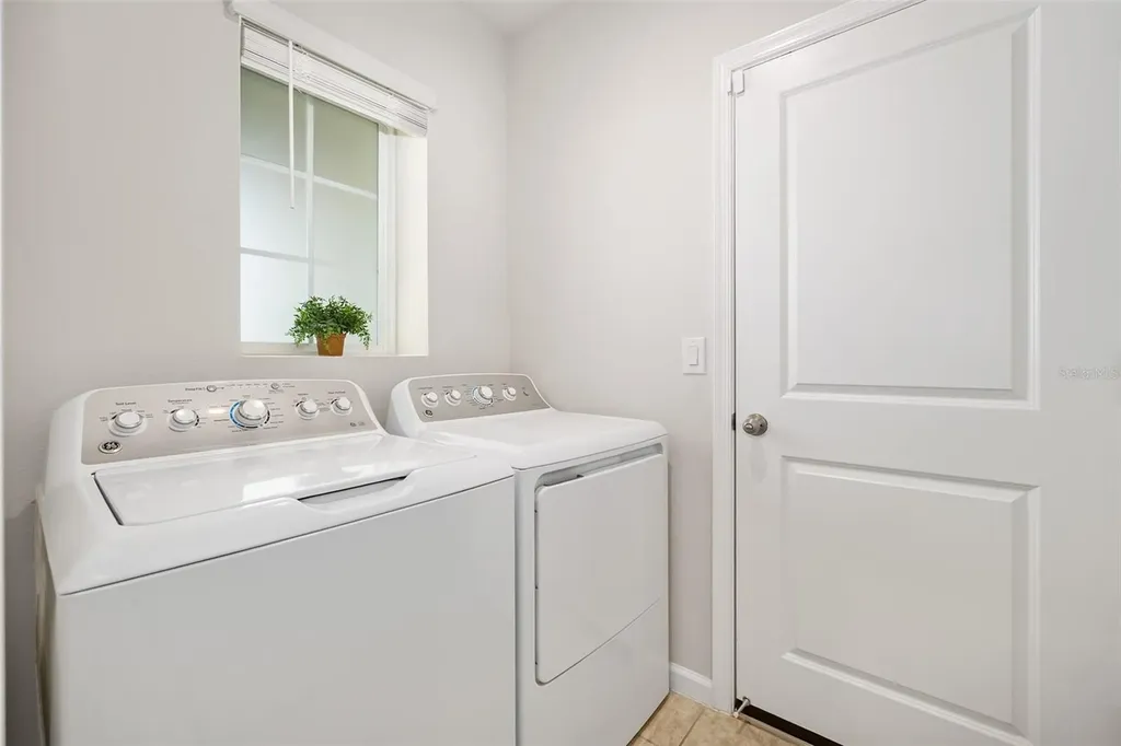 377 Crestwind Drive Daytona Beach FL 32124