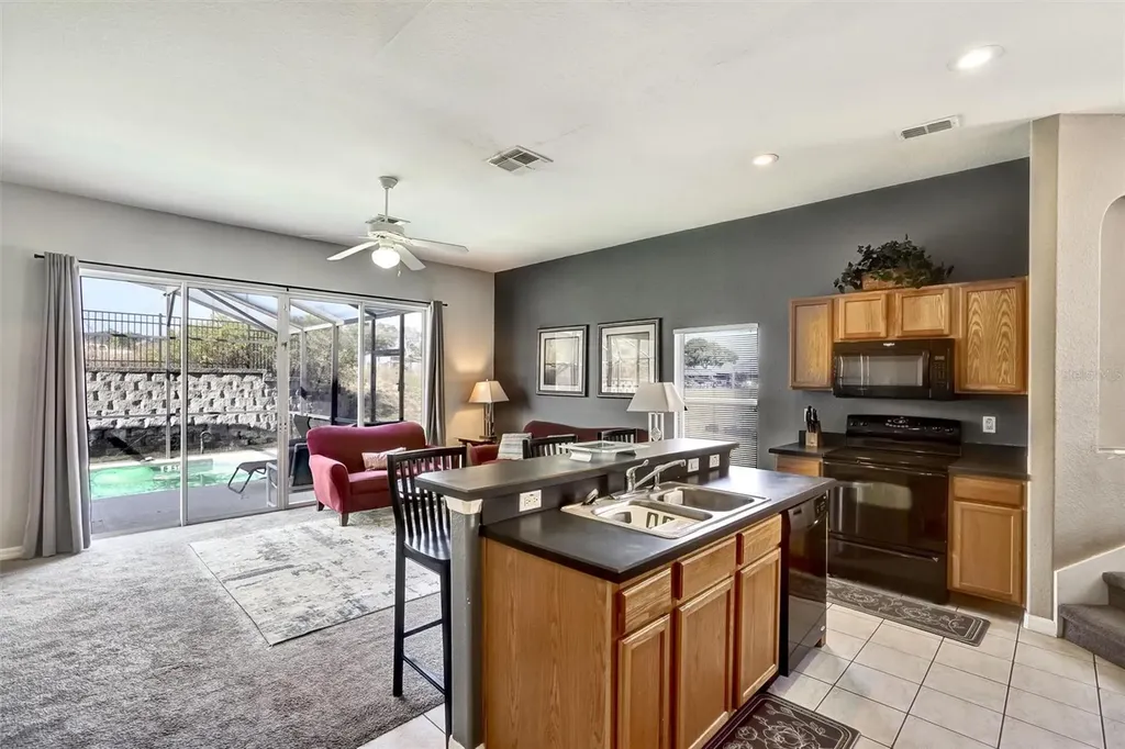 359 Vizcay Way Davenport FL 33837
