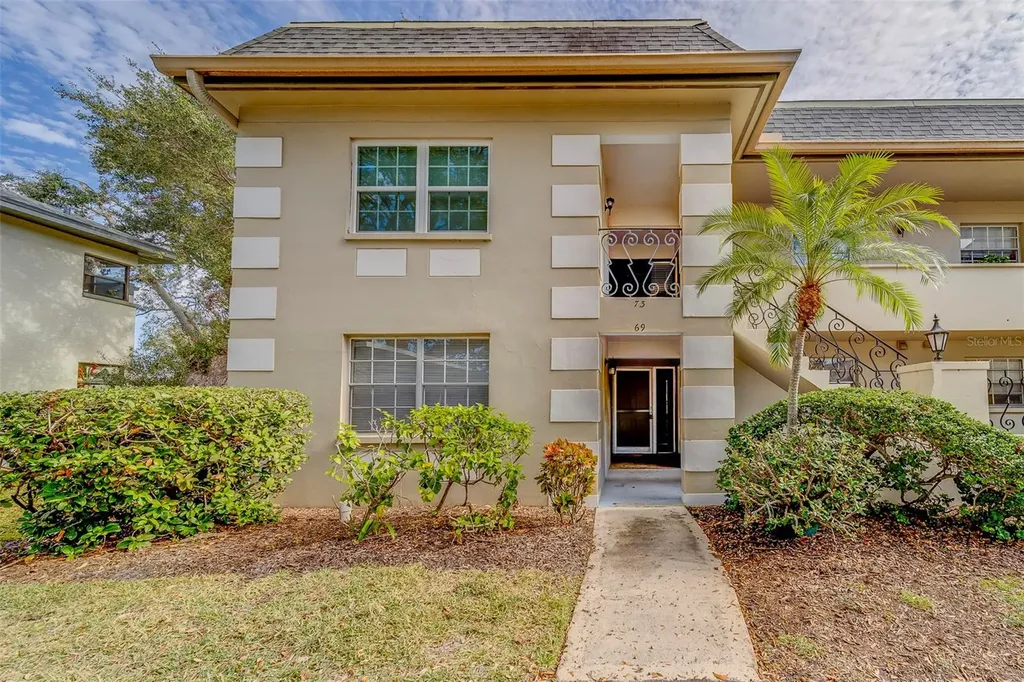 69 Country Club Drive Largo FL 33771