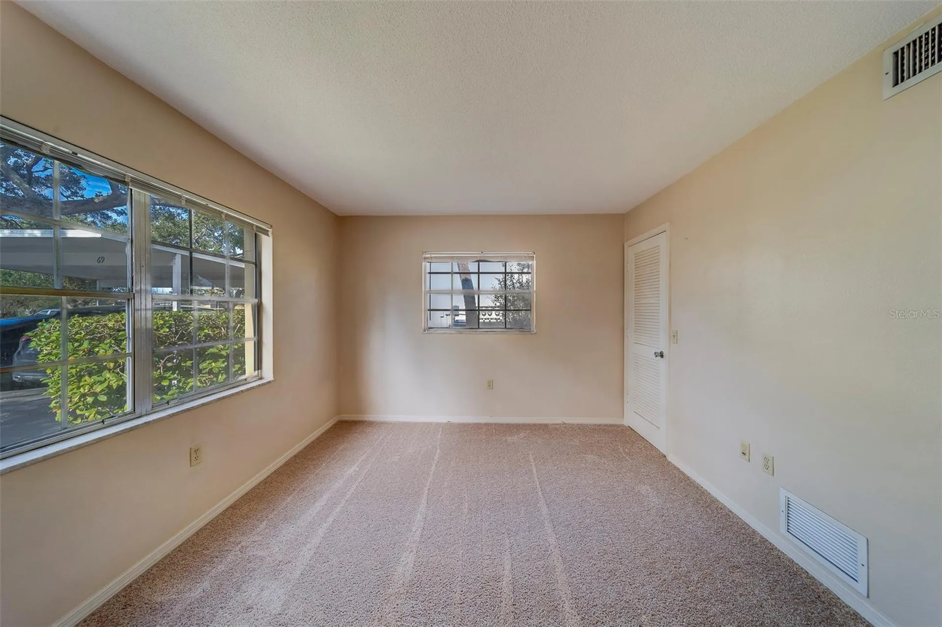 69 Country Club Drive Largo FL 33771