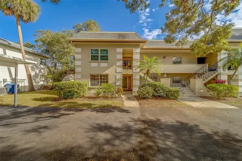69 Country Club Drive Largo FL 33771