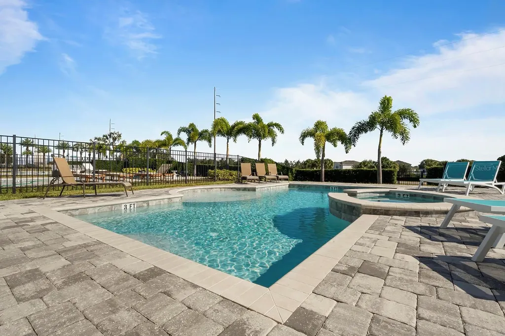 420 Southfield Street Kissimmee FL 34747