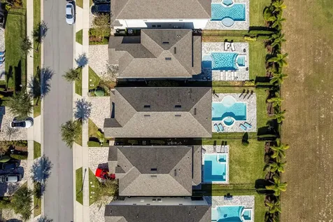 420 Southfield Street Kissimmee FL 34747