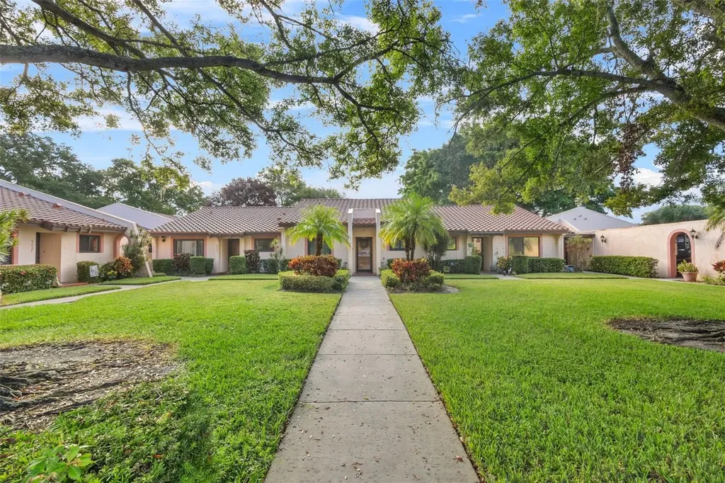 9669 86th Avenue Seminole FL 33777