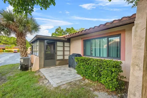 9669 86th Avenue Seminole FL 33777