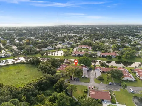 9669 86th Avenue Seminole FL 33777