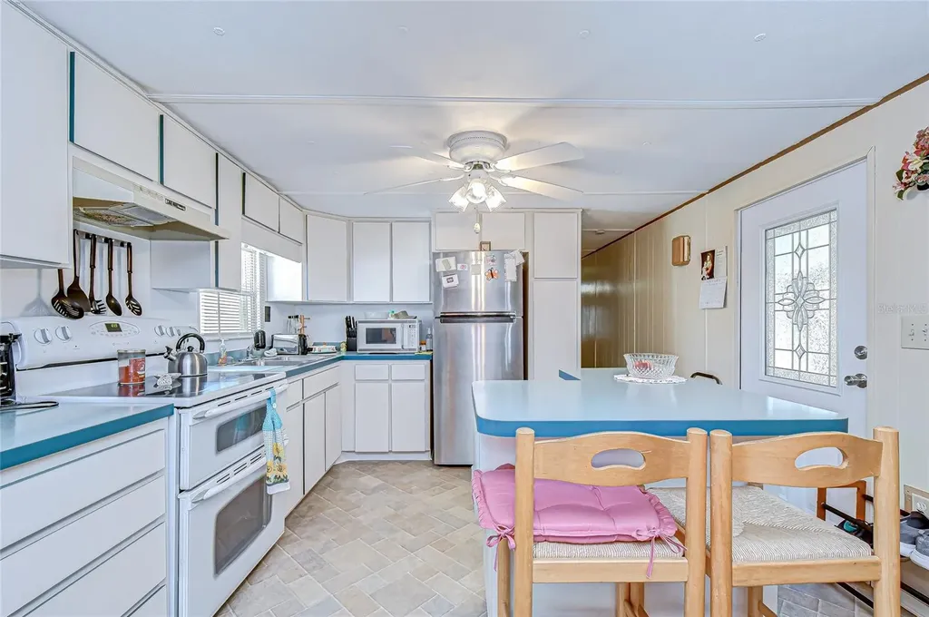 35132 Zephyr Shores Drive Zephyrhills FL 33541