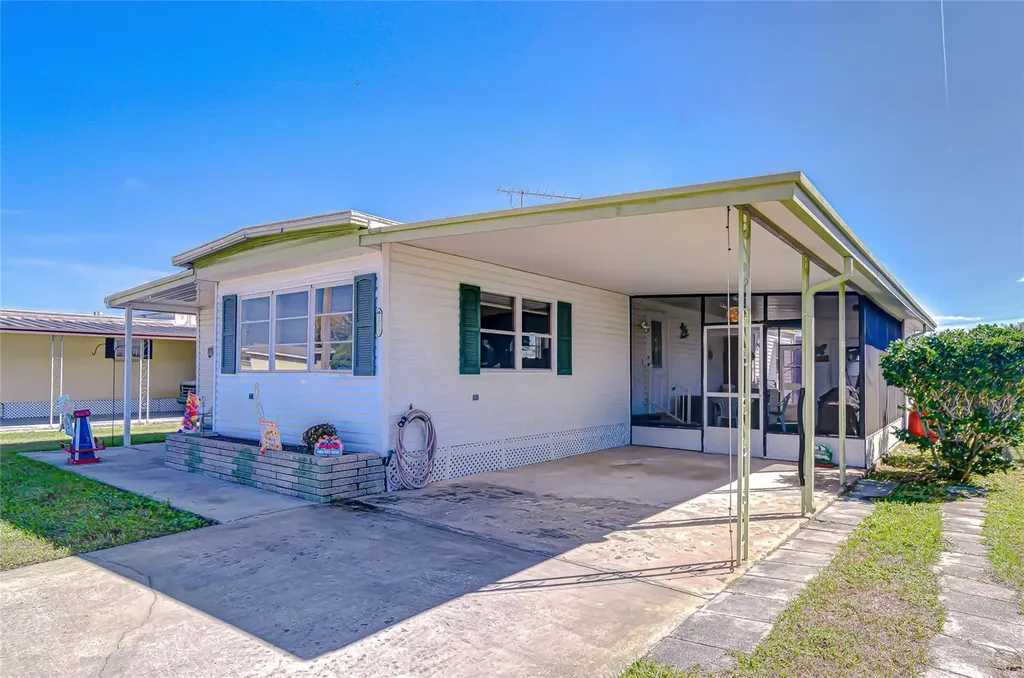 35132 Zephyr Shores Drive Zephyrhills FL 33541