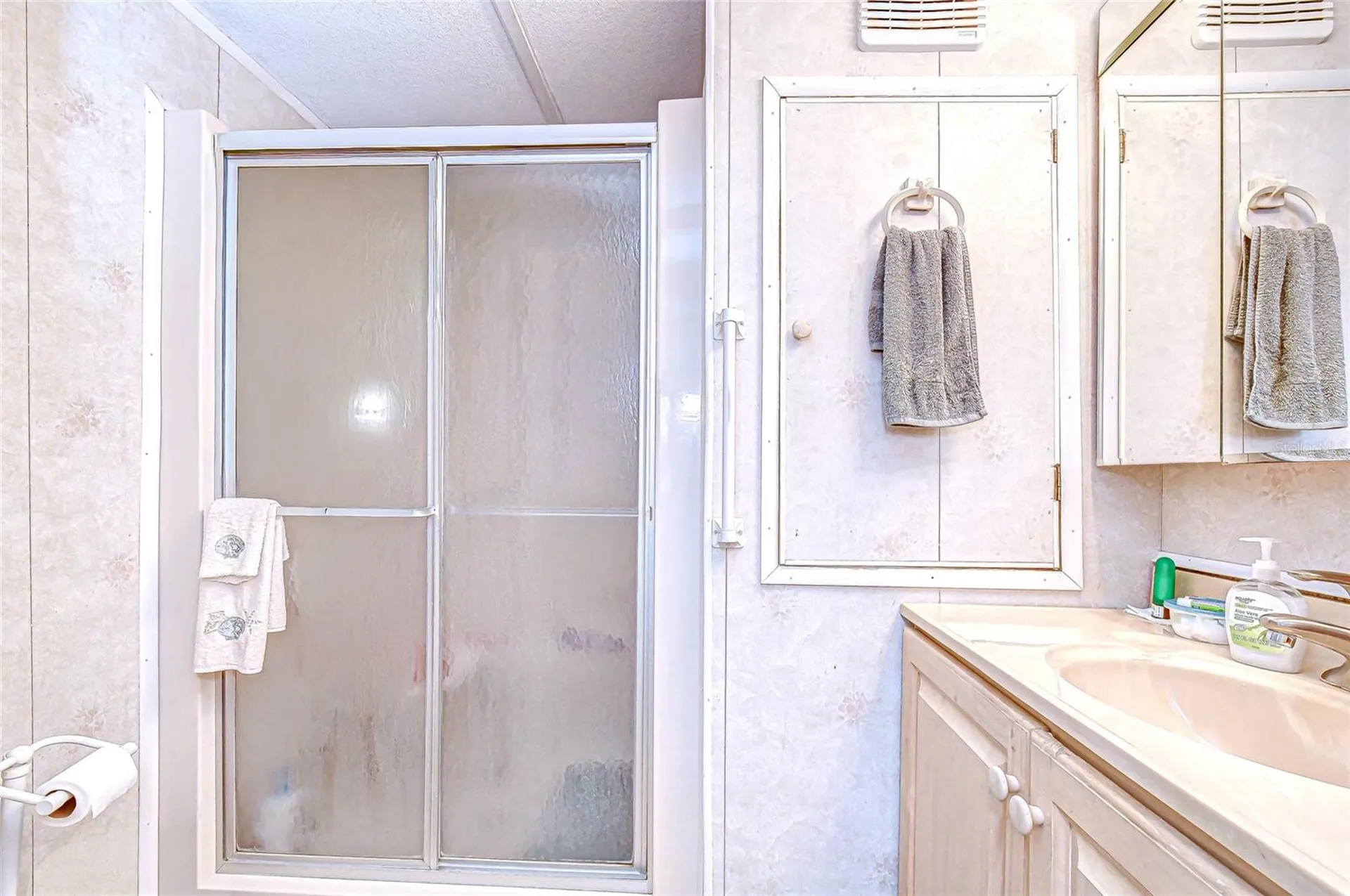 35132 Zephyr Shores Drive Zephyrhills FL 33541