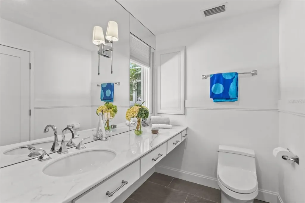 624 Saint Judes Drive Longboat Key FL 34228