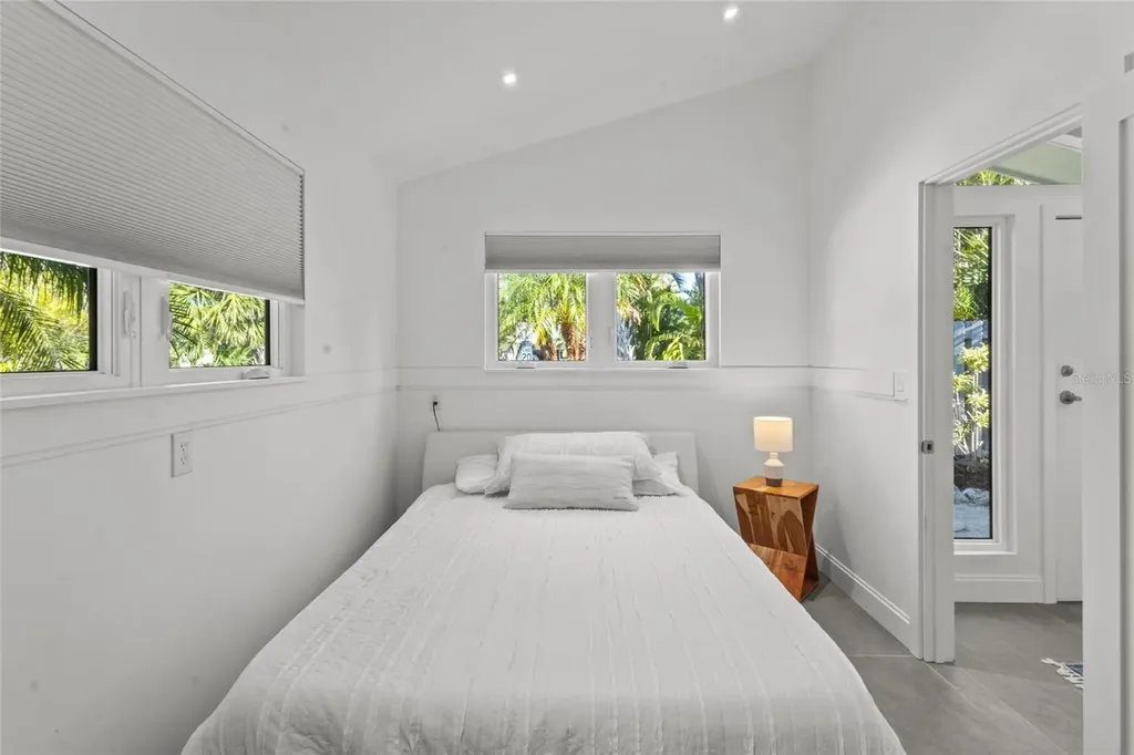 624 Saint Judes Drive Longboat Key FL 34228