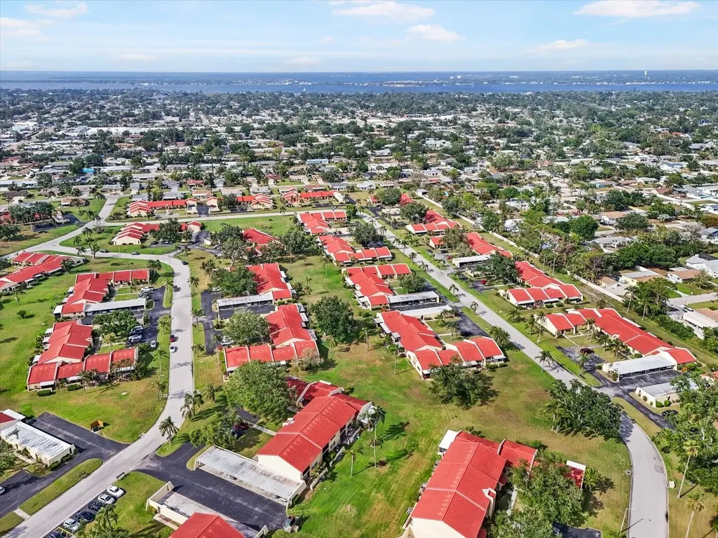 1421 57th Street W Bradenton FL 34209