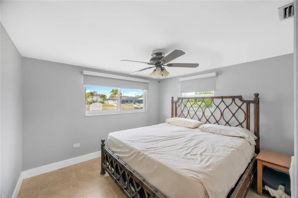 827 Blue Heron Boulevard Ruskin FL 33570