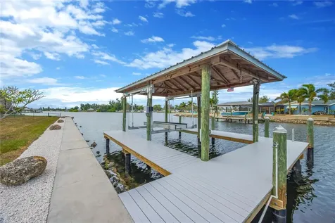 827 Blue Heron Boulevard Ruskin FL 33570