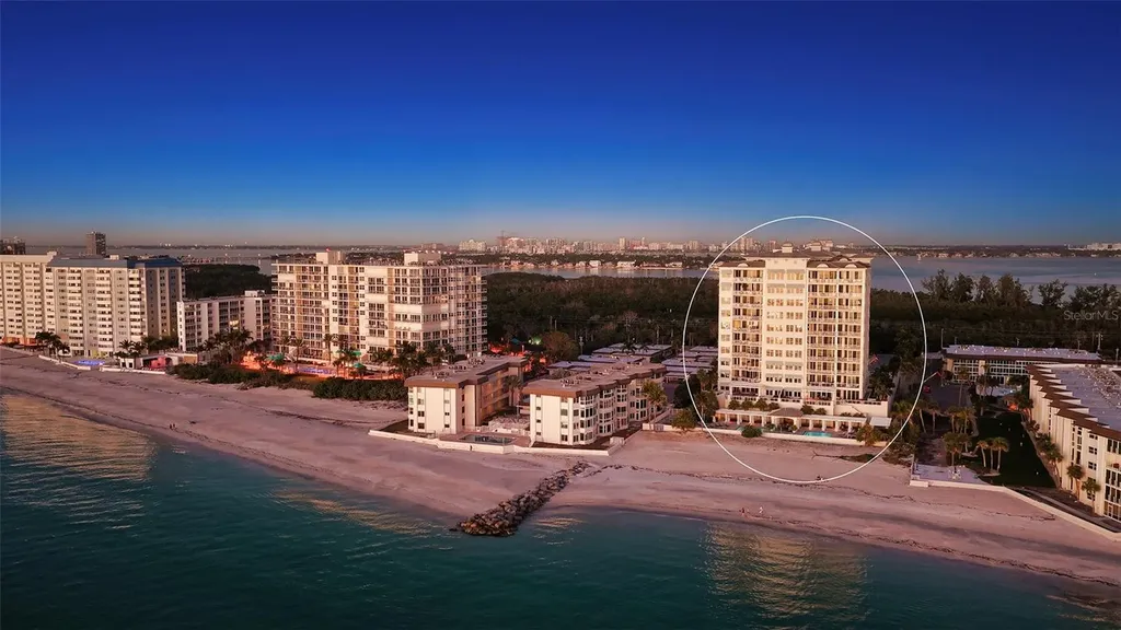 2052 Benjamin Franklin Drive Sarasota FL 34236