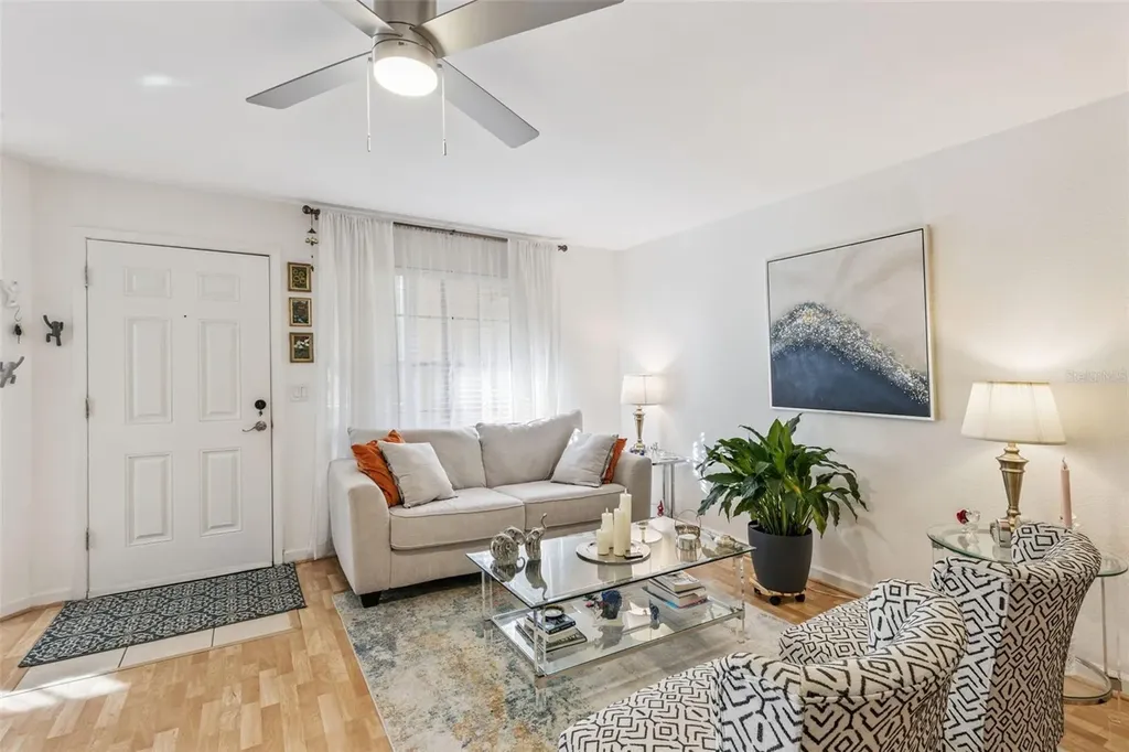 415 Lakepointe Drive Altamonte Springs FL 32701