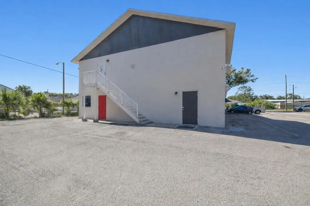 6010 Wall Street Port Richey FL 34668