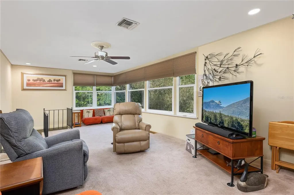 1438 Crestview Drive Mount Dora FL 32757