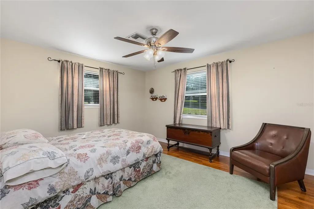1438 Crestview Drive Mount Dora FL 32757
