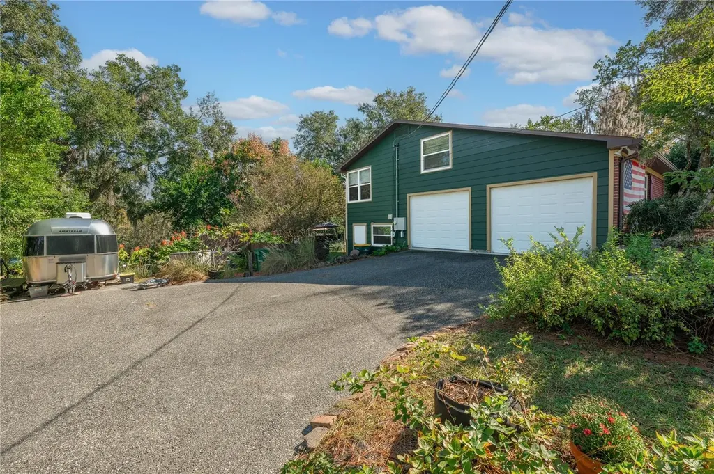 1438 Crestview Drive Mount Dora FL 32757