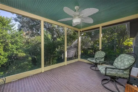 1438 Crestview Drive Mount Dora FL 32757
