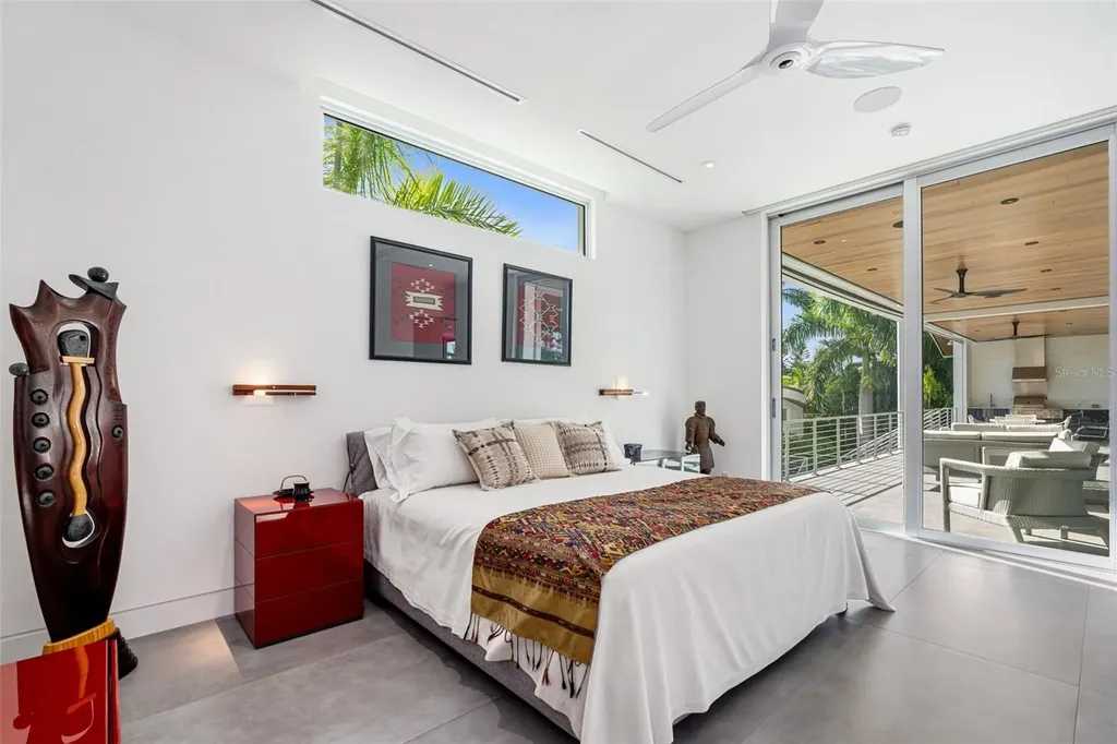 1365 Harbor Drive Sarasota FL 34239