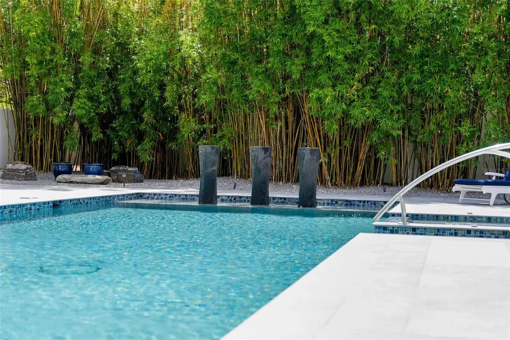 1365 Harbor Drive Sarasota FL 34239