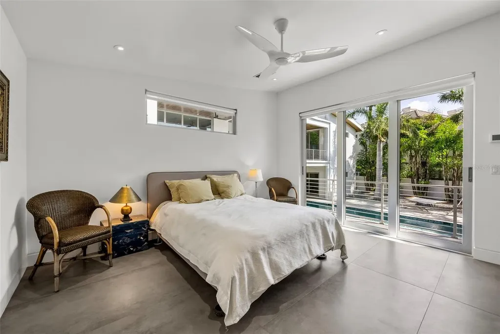 1365 Harbor Drive Sarasota FL 34239