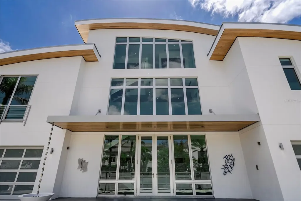 1365 Harbor Drive Sarasota FL 34239