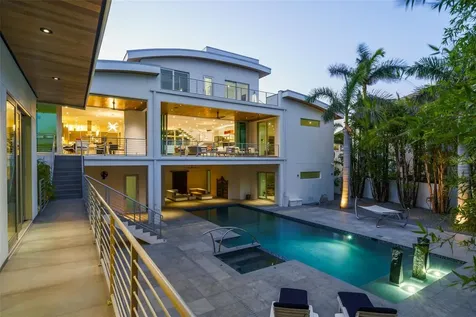1365 Harbor Drive Sarasota FL 34239