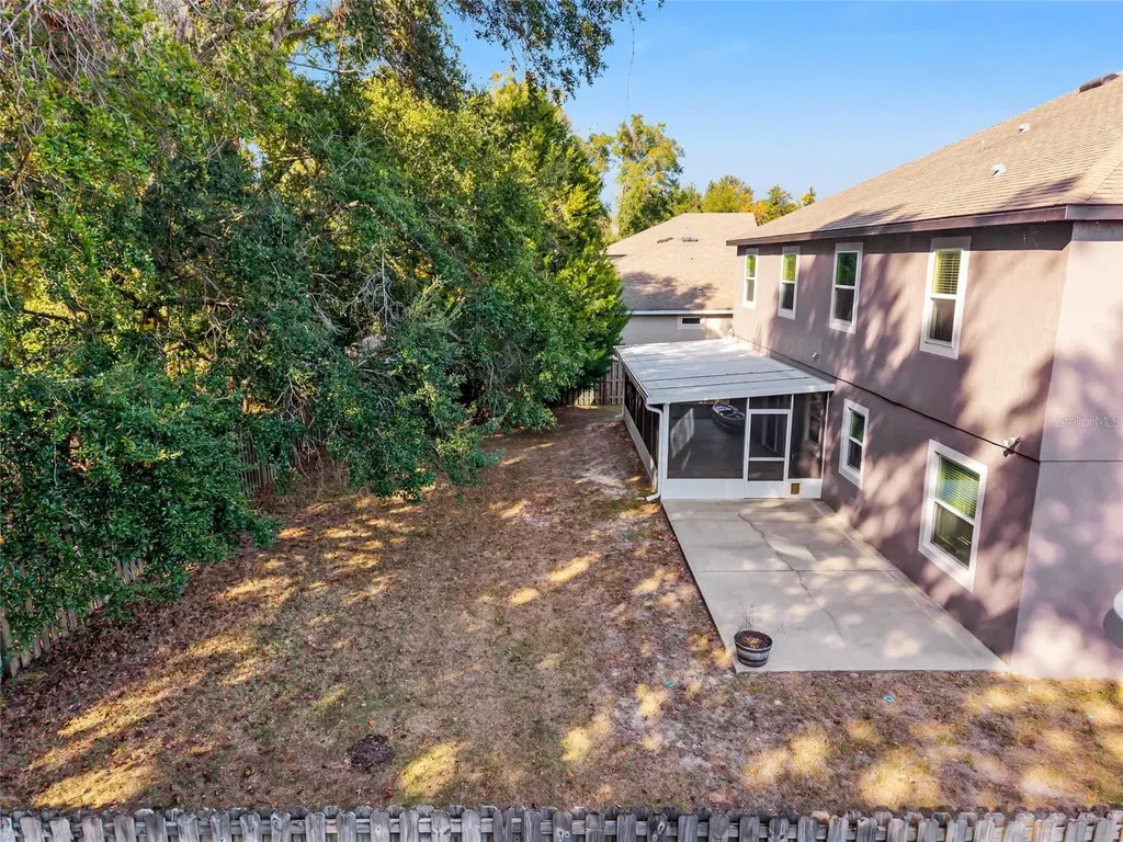 1048 NW 233rd Drive Newberry FL 32669