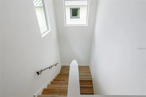 350 E 2nd Avenue New Smyrna Beach FL 32169
