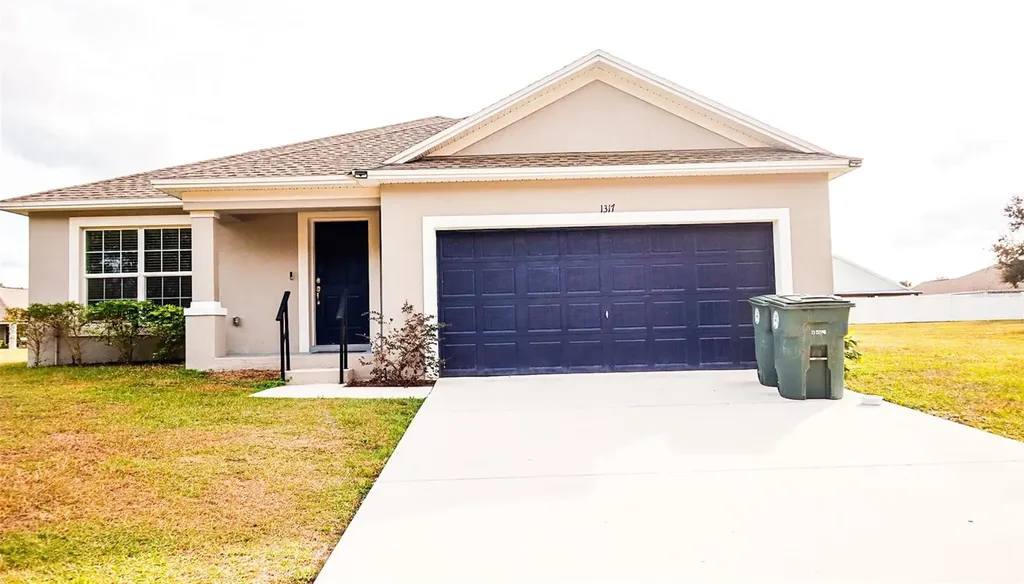 1317 Kestrel Court Avon Park FL 33825