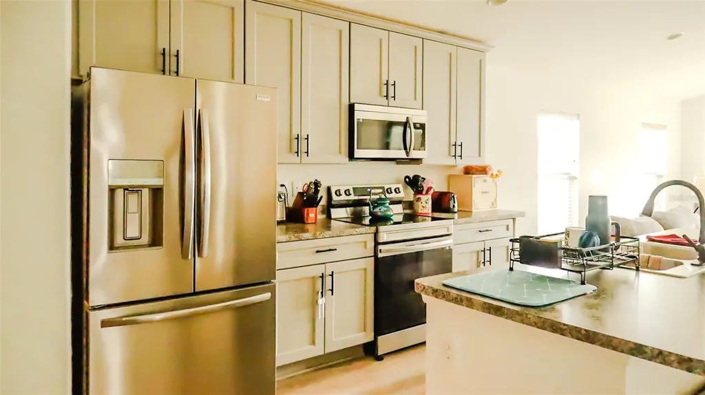 1317 Kestrel Court Avon Park FL 33825