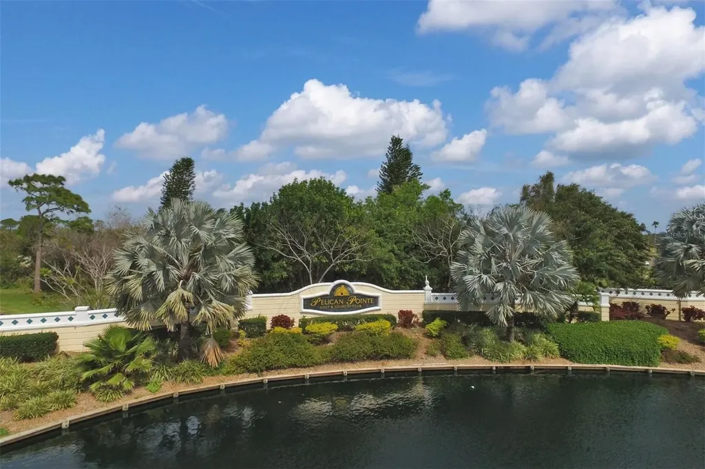 446 Pinewood Lake Drive Venice FL 34285