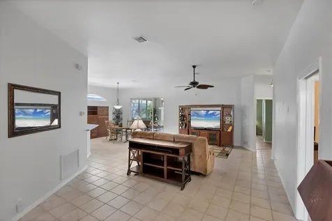 446 Pinewood Lake Drive Venice FL 34285