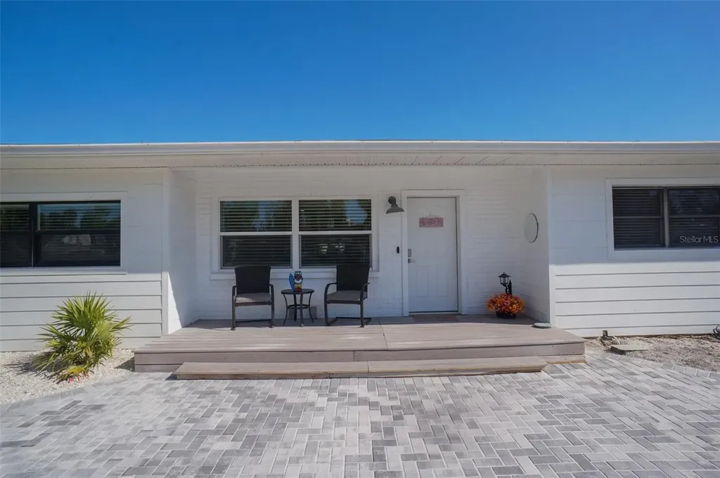 929 Lantana Avenue Clearwater Beach FL 33767