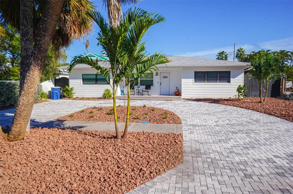 929 Lantana Avenue Clearwater Beach FL 33767