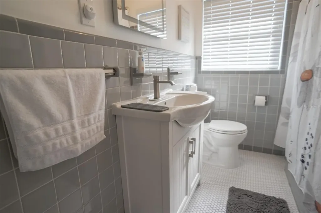 929 Lantana Avenue Clearwater Beach FL 33767