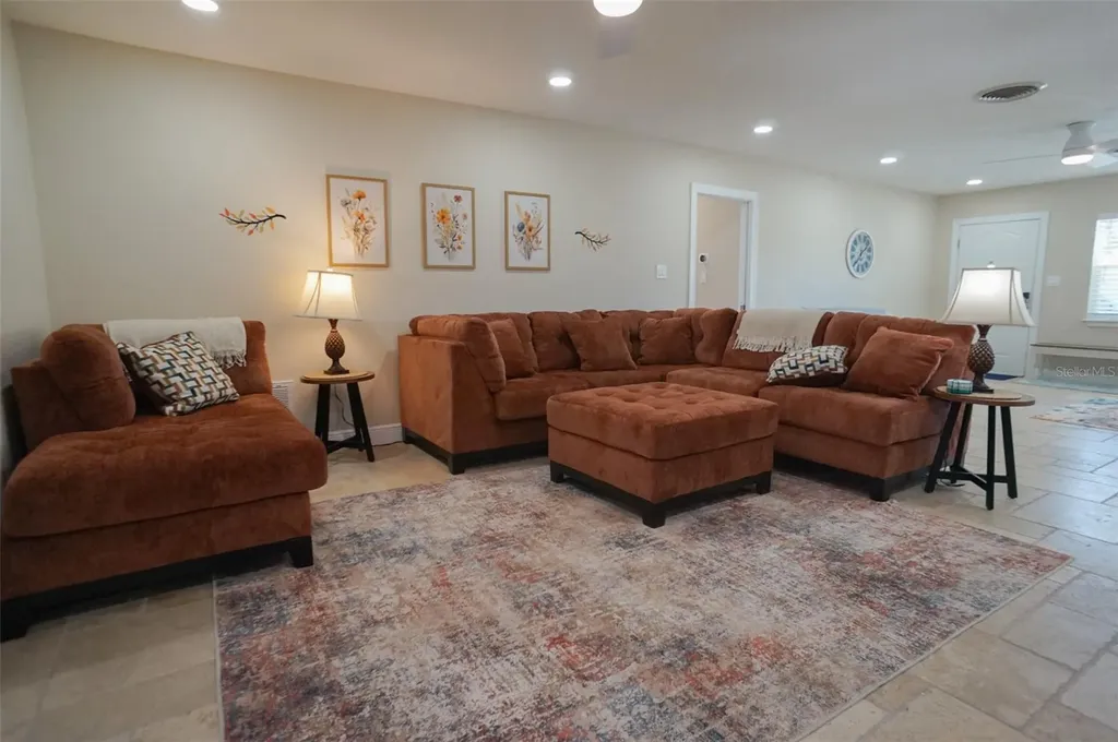 929 Lantana Avenue Clearwater Beach FL 33767
